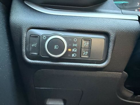Used 2021 Ford Explorer XLT w/ Equipment Group 202A RWD image 31