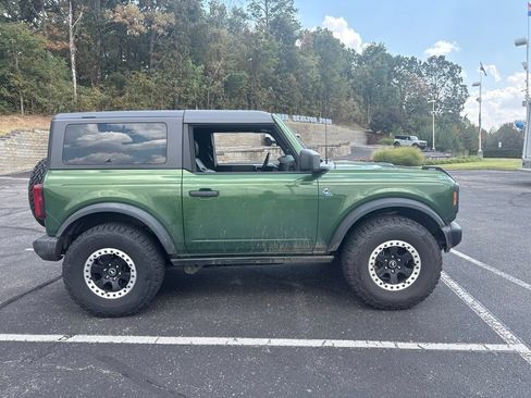 Used 2024 Ford Bronco Black Diamond AWD/4WD image 2