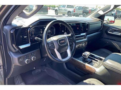 Used 2023 GMC Sierra 1500 Elevation w/ X31 Off-Road Package AWD/4WD image 16
