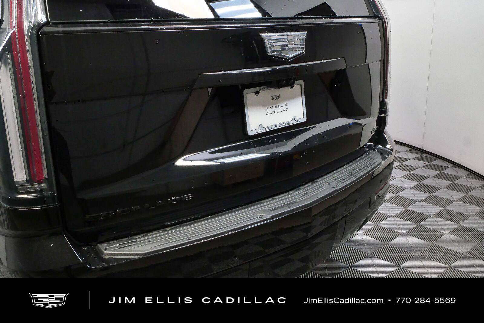 New 2026 Cadillac Escalade Platinum Sport w/ LPO, ONYX Package AWD/4WD image 34