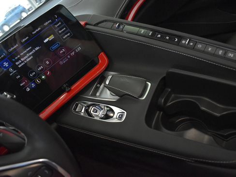 Used 2021 Chevrolet Corvette Stingray Coupe w/ Battery Protection Package image 22