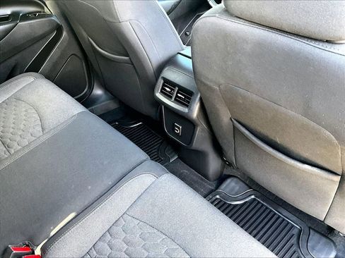 Certified 2020 Chevrolet Equinox LT image 17