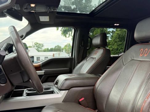 Used 2017 Ford F250 King Ranch w/ King Ranch Ultimate Package AWD/4WD image 15