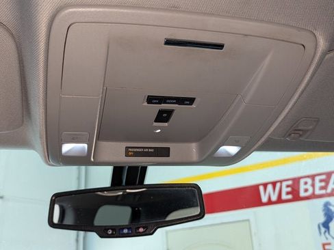 Used 2018 GMC Sierra 2500 SLT w/ Snow Plow Prep Package image 36