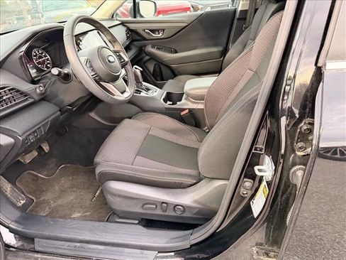 Used 2025 Subaru Outback Premium image 5