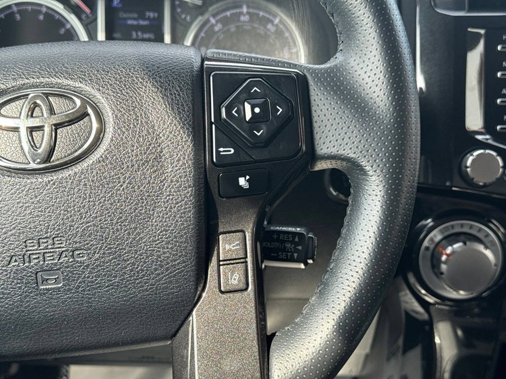 Used 2024 Toyota 4Runner TRD Off-Road AWD/4WD image 30