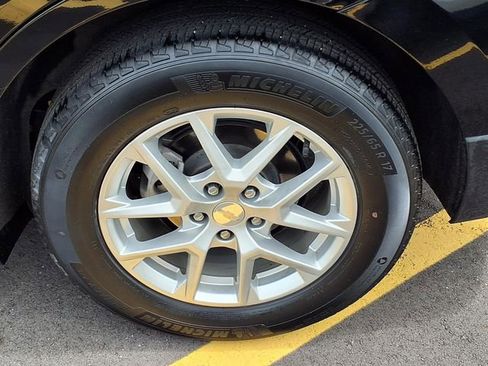 Used 2022 Chevrolet Equinox LT FWD image 28