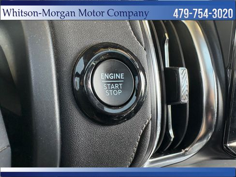 Used 2025 Ford Expedition Platinum w/ Driver's Package AWD/4WD image 33