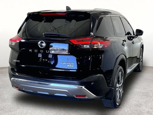 Used 2021 Nissan Rogue Platinum AWD/4WD image 2