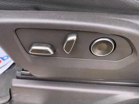 Used 2024 GMC Sierra 3500 Denali w/ Denali Reserve Package image 18