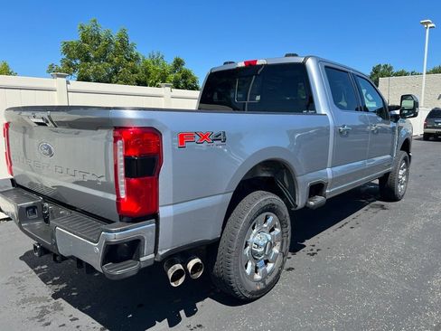 Used 2024 Ford F350 Lariat w/ Lariat Ultimate Package AWD/4WD image 3