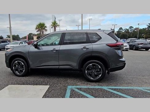 New 2026 Nissan Rogue SV image 24