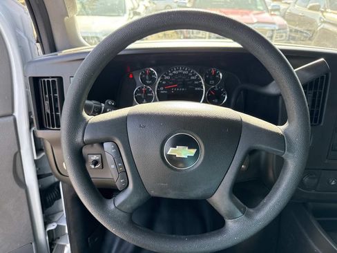 Used 2019 Chevrolet Express 2500 w/ Driver Convenience Package RWD image 32