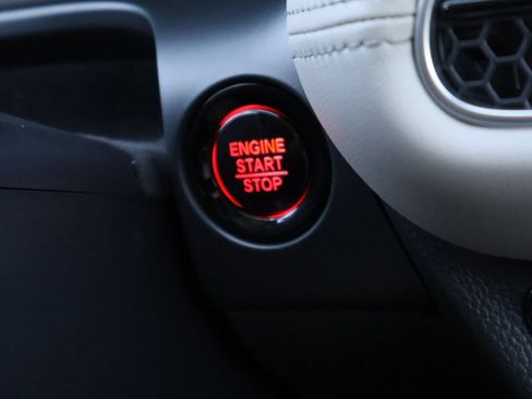 Certified 2026 Honda HR-V EX-L image 25