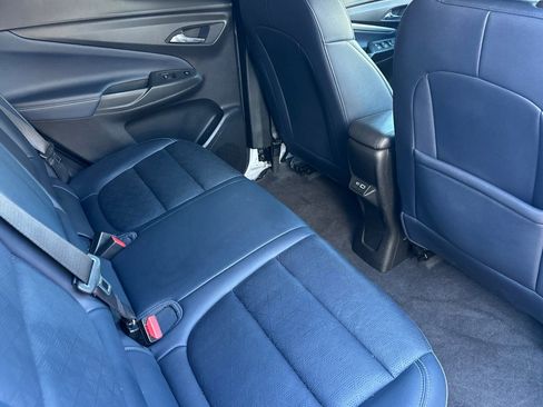 Used 2022 Chevrolet Bolt EUV Premier w/ Super Cruise Package image 17