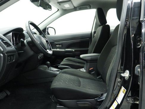 Used 2020 Mitsubishi Outlander Sport SE FWD image 7