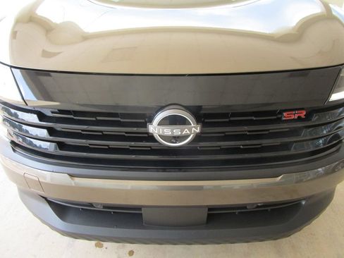 Used 2025 Nissan Kicks SR AWD/4WD image 24
