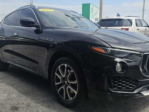 Used 2017 Maserati Levante w/ Luxury Package AWD/4WD image 29
