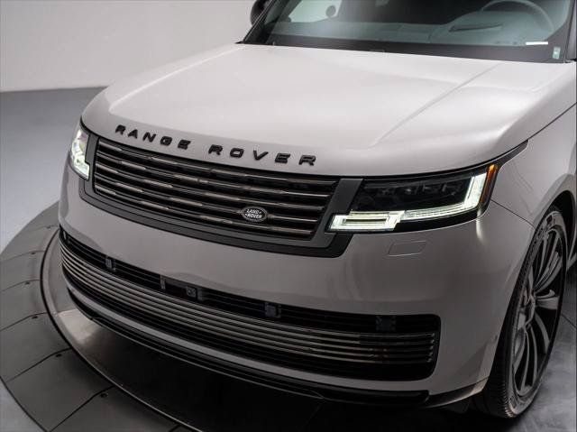 New 2026 Land Rover Range Rover SV AWD/4WD image 9