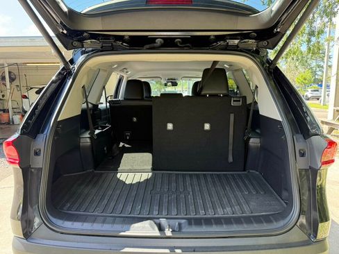 Used 2025 Toyota Grand Highlander FWD image 9