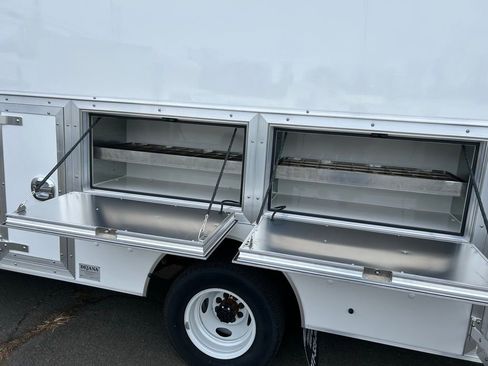 New 2026 Ford E-450 and Econoline 450 Super Duty w/ Power Equipment Group image 12