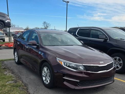 Used 2016 Kia Optima LX FWD image 1