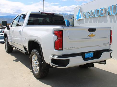 New 2025 Chevrolet Silverado 2500 High Country w/ Technology Package image 9