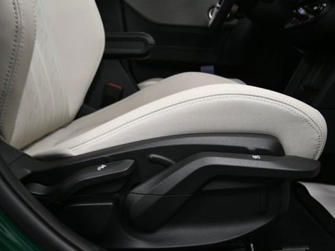 Used 2025 MINI Cooper S FWD image 27