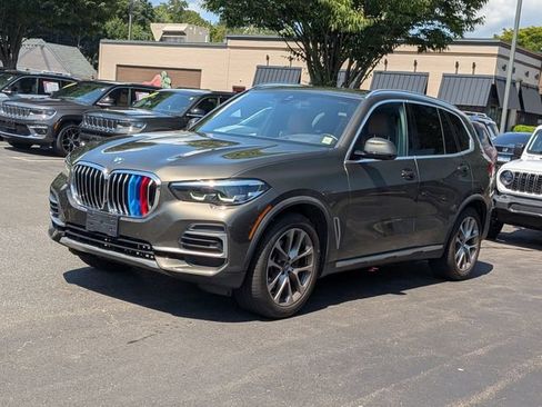 Used 2022 BMW X5 xDrive40i w/ Premium Package AWD/4WD image 7