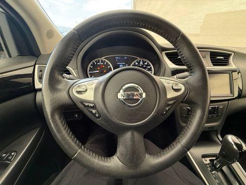 Used 2019 Nissan Sentra SV FWD image 17