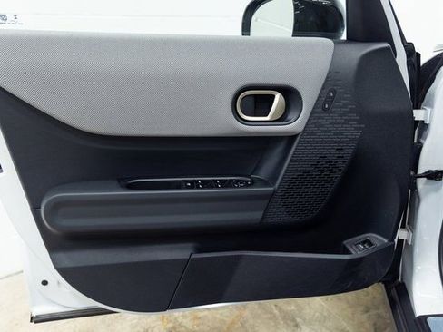 Certified 2025 MINI Cooper S image 13