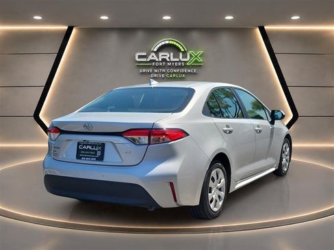 Used 2023 Toyota Corolla LE FWD image 6