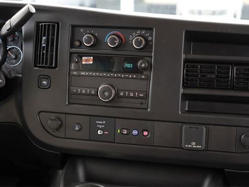 New 2025 GMC Savana 3500 LS image 12