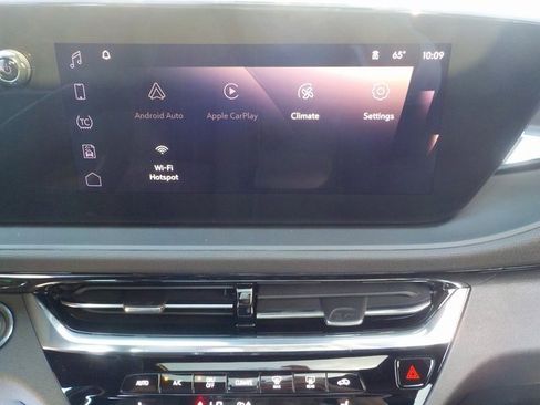 New 2025 Buick Envista Avenir image 32