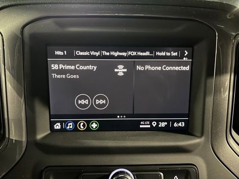 Used 2025 Chevrolet Silverado 2500 Custom w/ Custom Convenience Package image 29