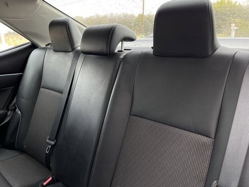 Used 2014 Toyota Corolla S image 25