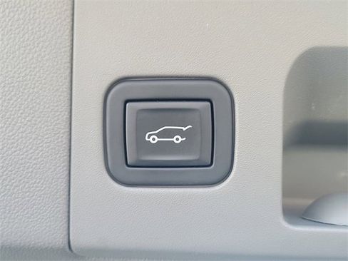 Used 2023 Cadillac XT5 Premium Luxury image 32