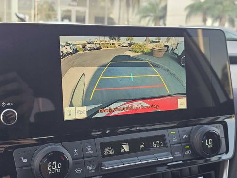 Certified 2026 Toyota Grand Highlander FWD image 29