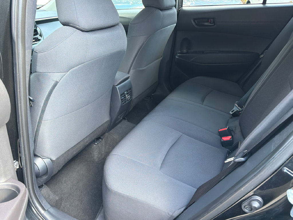 Used 2024 Toyota Corolla Cross LE AWD/4WD image 18