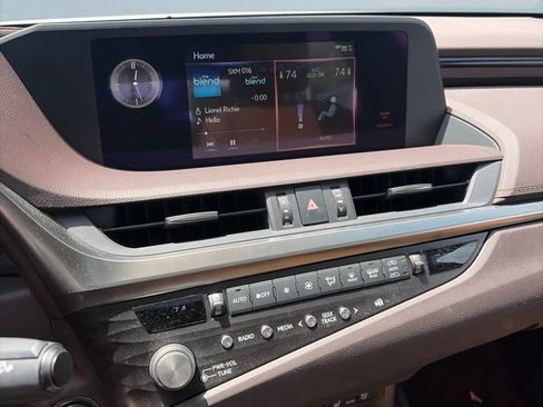 Certified 2021 Lexus ES 350 w/ Premium Package FWD image 2