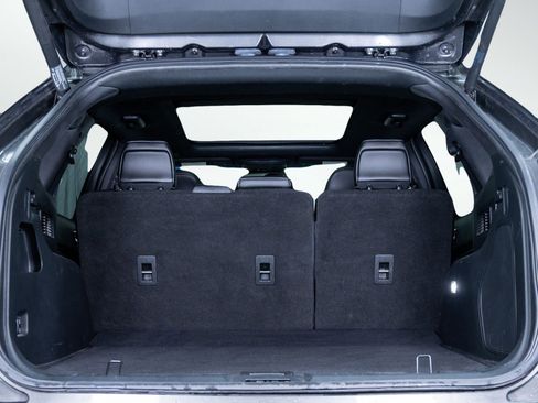 Used 2019 Ford Edge ST w/ Equipment Group 401A image 8