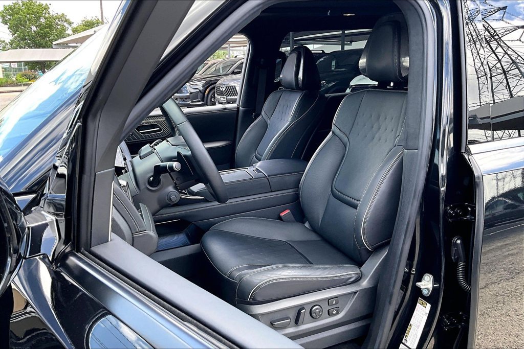 New 2027 INFINITI QX80 Autograph w/ Premium Cargo Package AWD/4WD image 36