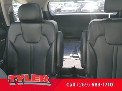 Used 2021 Kia Sorento EX w/ Panoramic Sunroof Package AWD/4WD image 46
