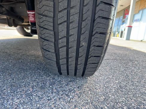 Used 2018 Chevrolet Tahoe LT image 50