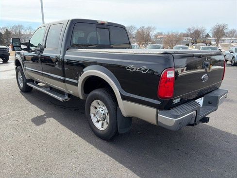 Used 2010 Ford F250 Lariat image 3