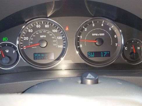 Used 2007 Jeep Grand Cherokee Laredo AWD/4WD image 6