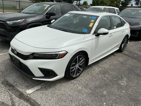 Used 2023 Honda Civic Touring image 14