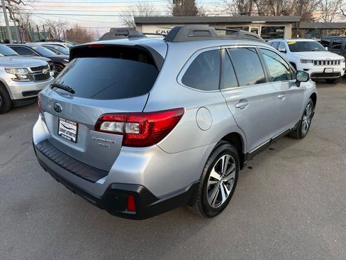 Used 2019 Subaru Outback 3.6R Limited w/ Popular Package #2 image 9