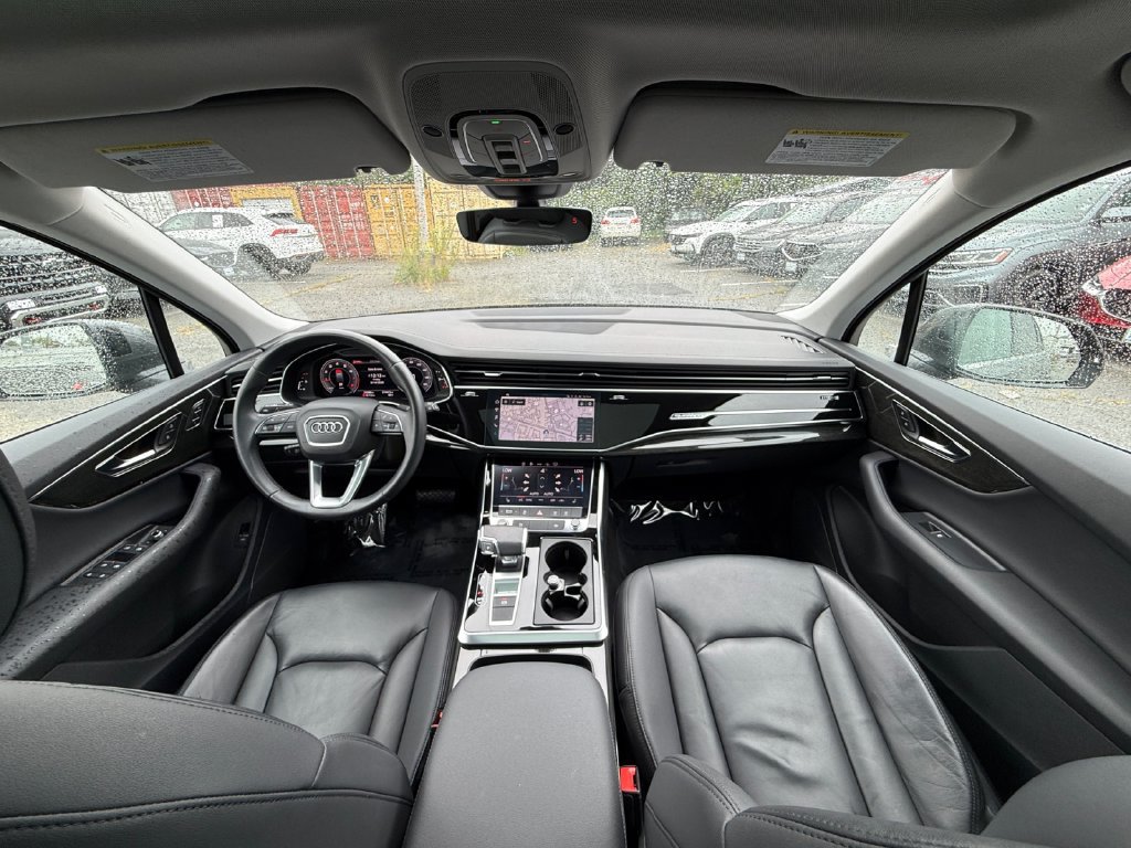 Used 2023 Audi Q7 2.0T Premium w/ Convenience Package AWD/4WD image 22