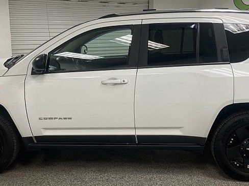 Used 2011 Jeep Compass Latitude image 8